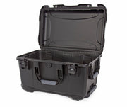 NANUK 938 open